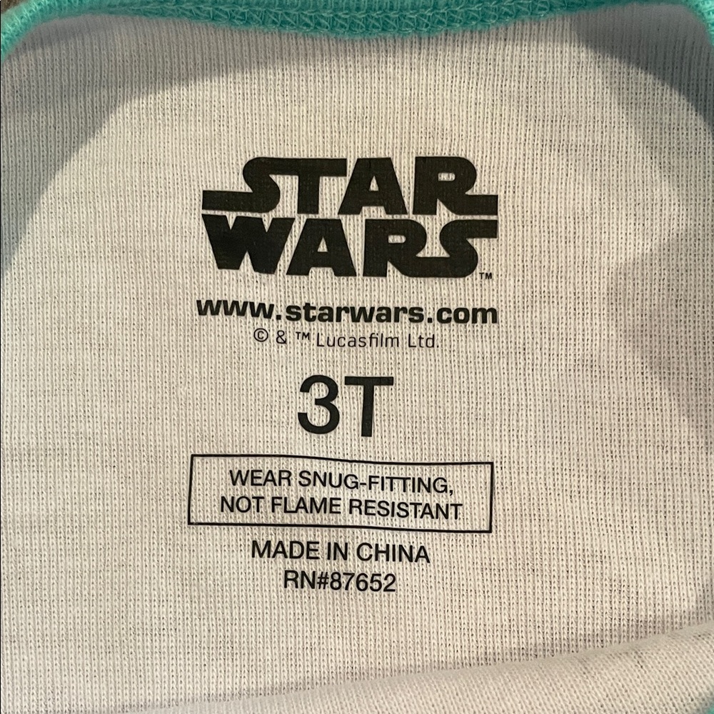 NWT Star Wars Kids Pajamas Set with Baby Yoda Design - Picture 7 of 7